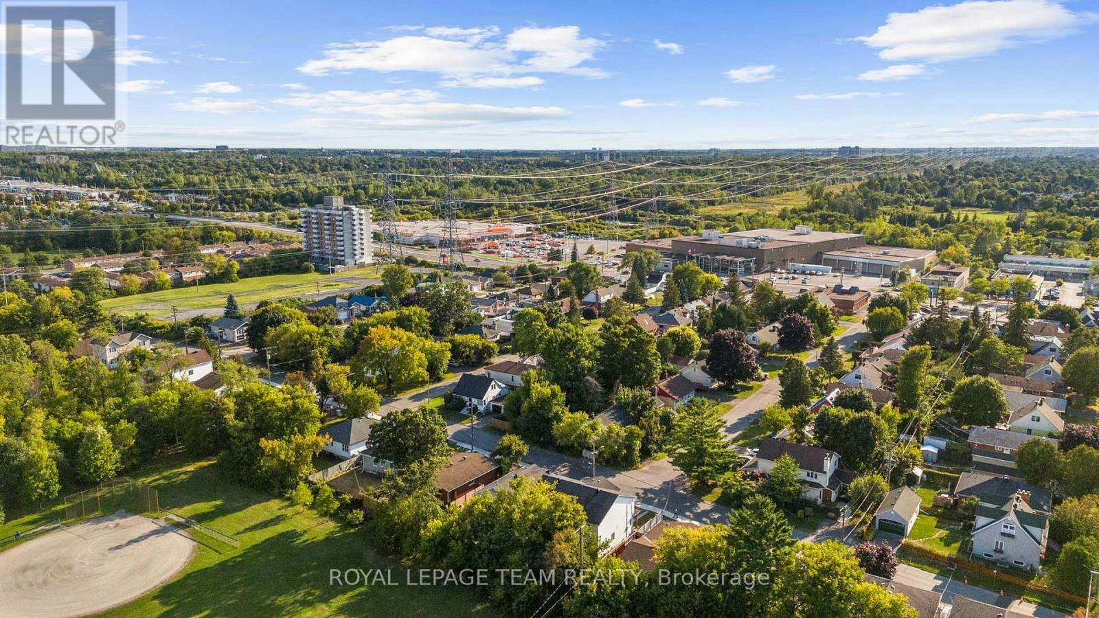 












1991 BANFF AVENUE

,
Ottawa,




Ontario
K1V7X6

