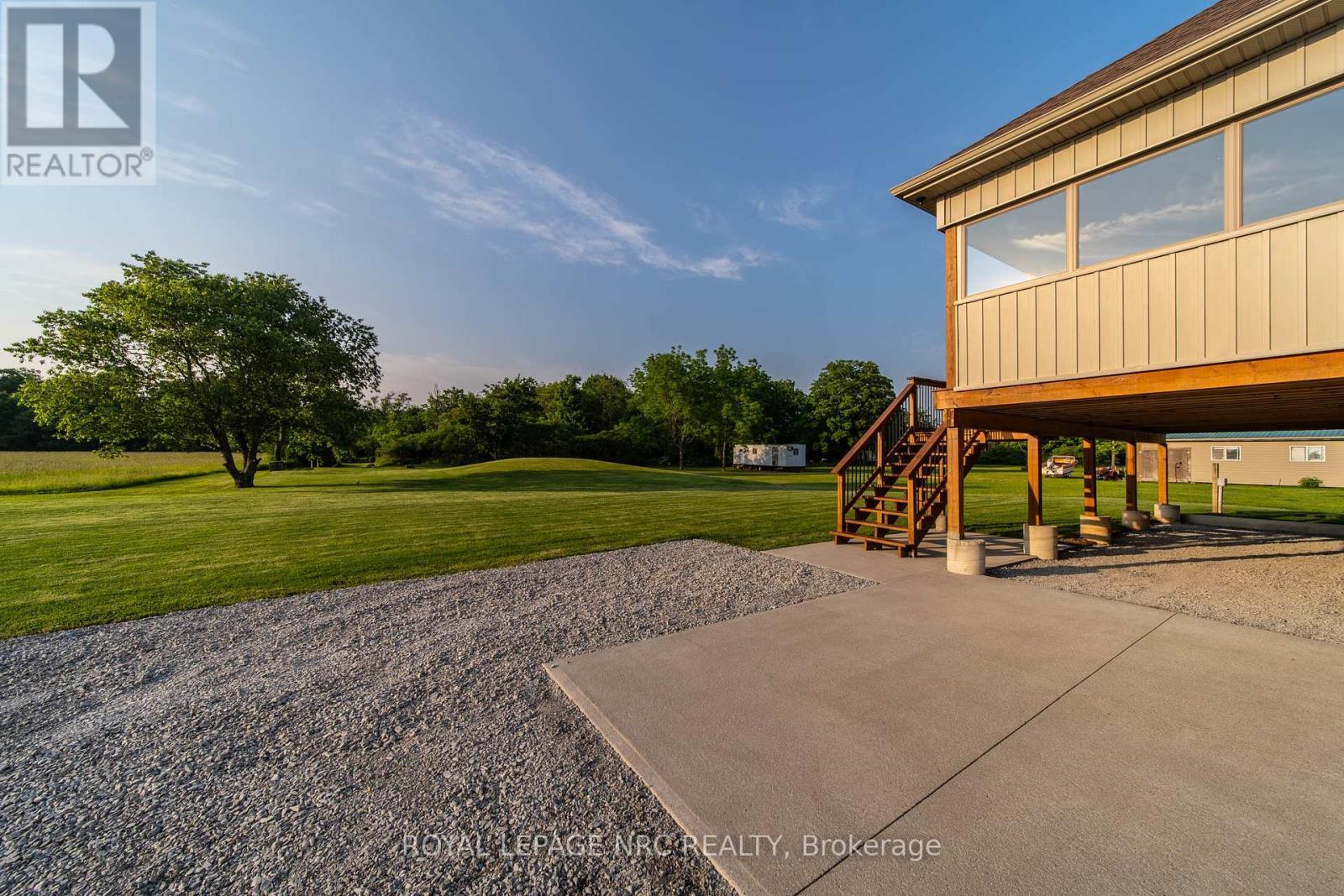 












2876 HIGHWAY 3 E

,
Port Colborne (Bethel),




Ontario
L3K5V3

