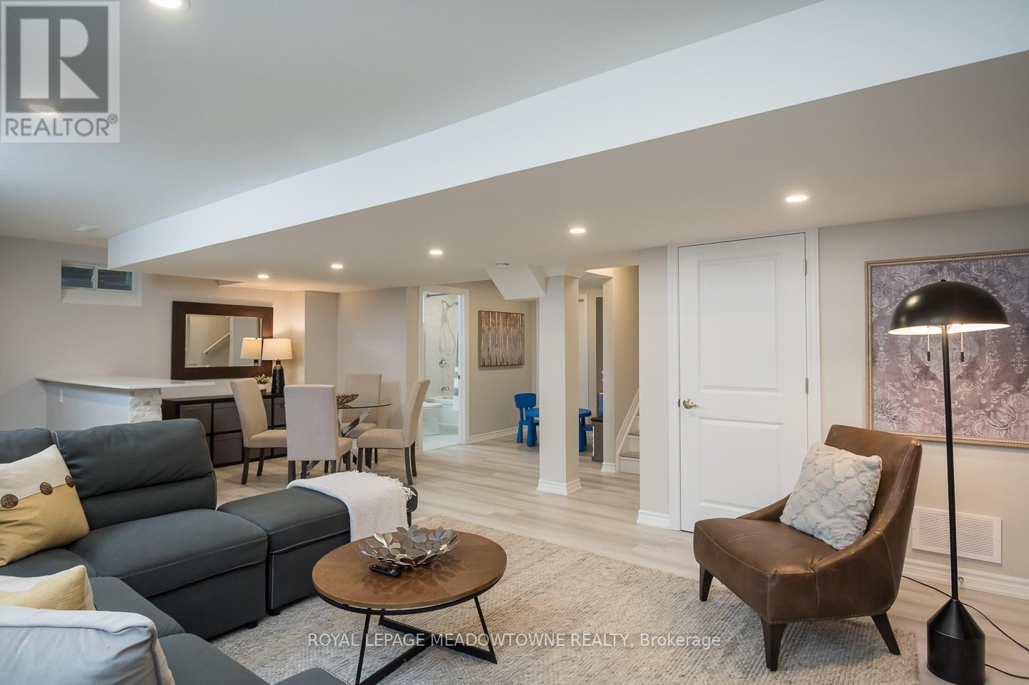 












390 RAMSEY PLACE

,
Milton,




Ontario
L9E1N3

