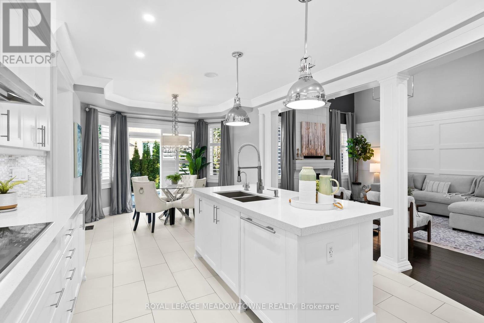












729 WETTLAUFER TERRACE

,
Milton,




Ontario
L9T8M8

