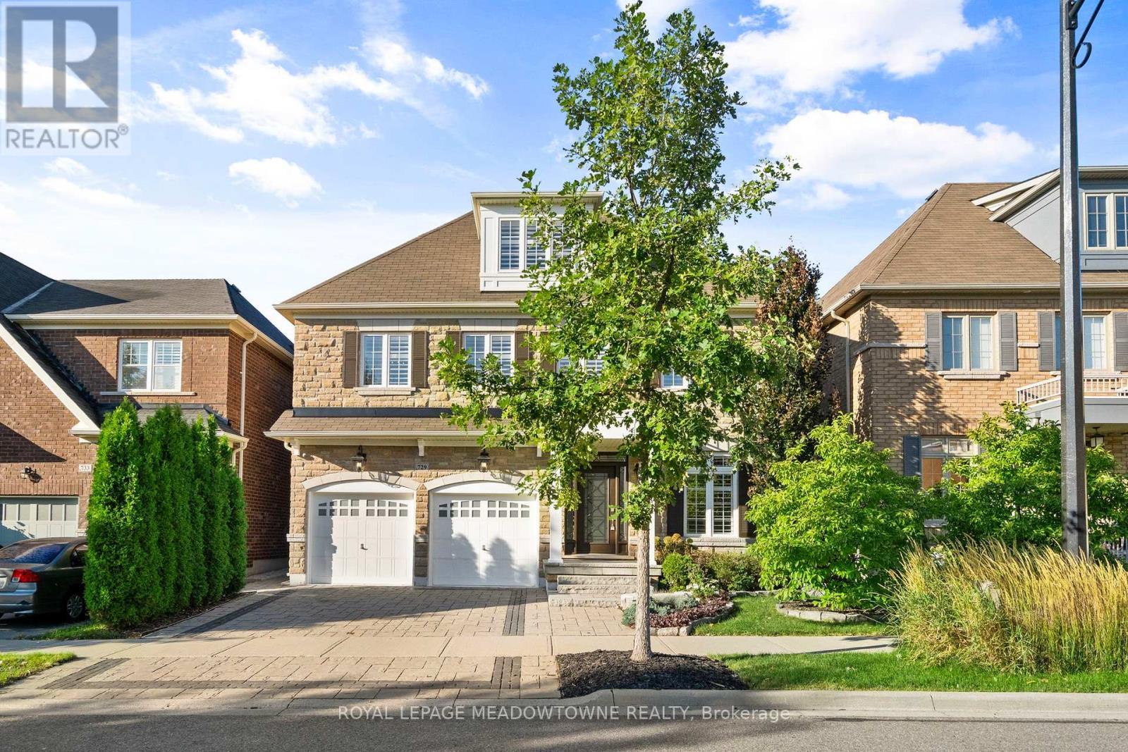 












729 WETTLAUFER TERRACE

,
Milton,




Ontario
L9T8M8

