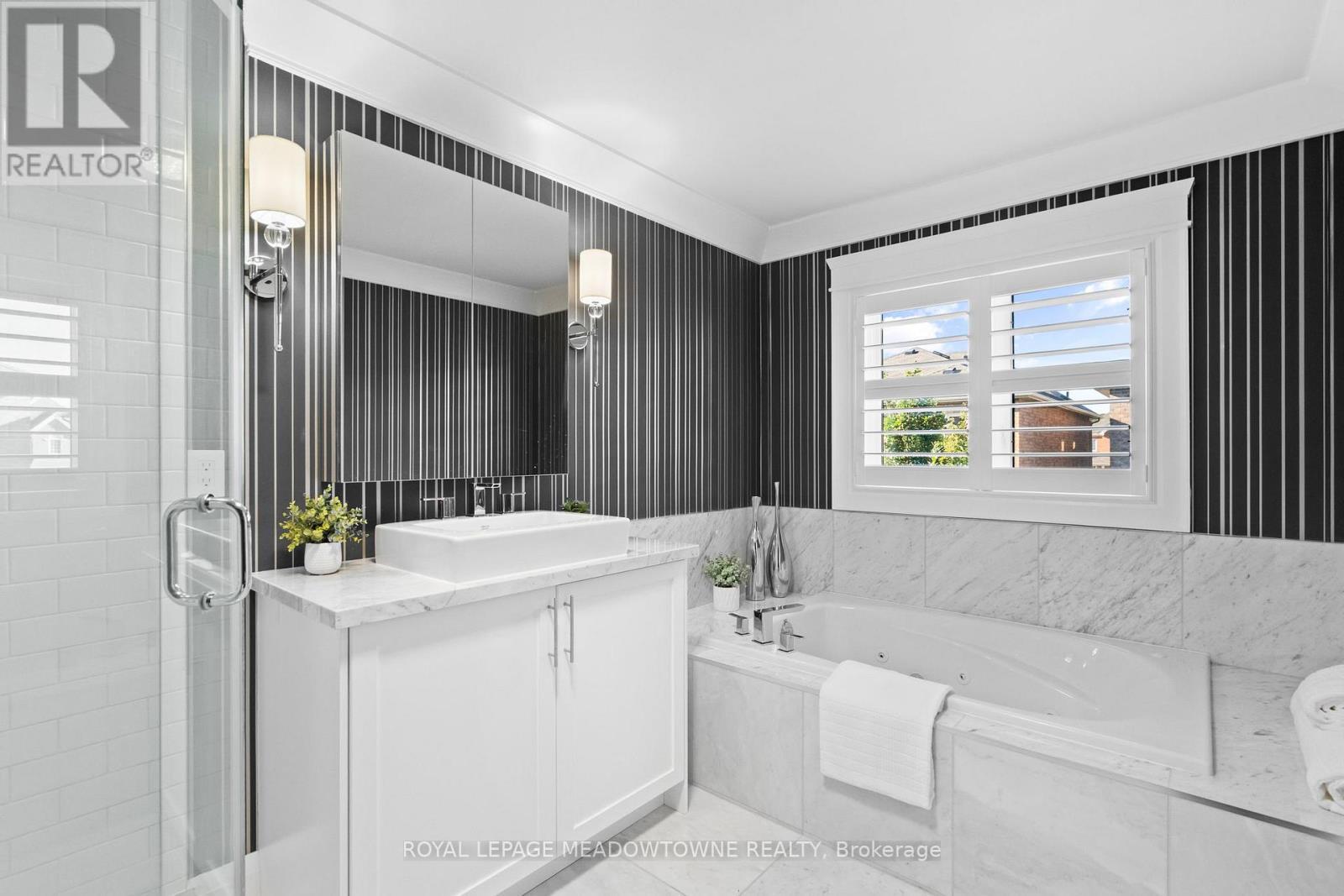 












729 WETTLAUFER TERRACE

,
Milton,




Ontario
L9T8M8

