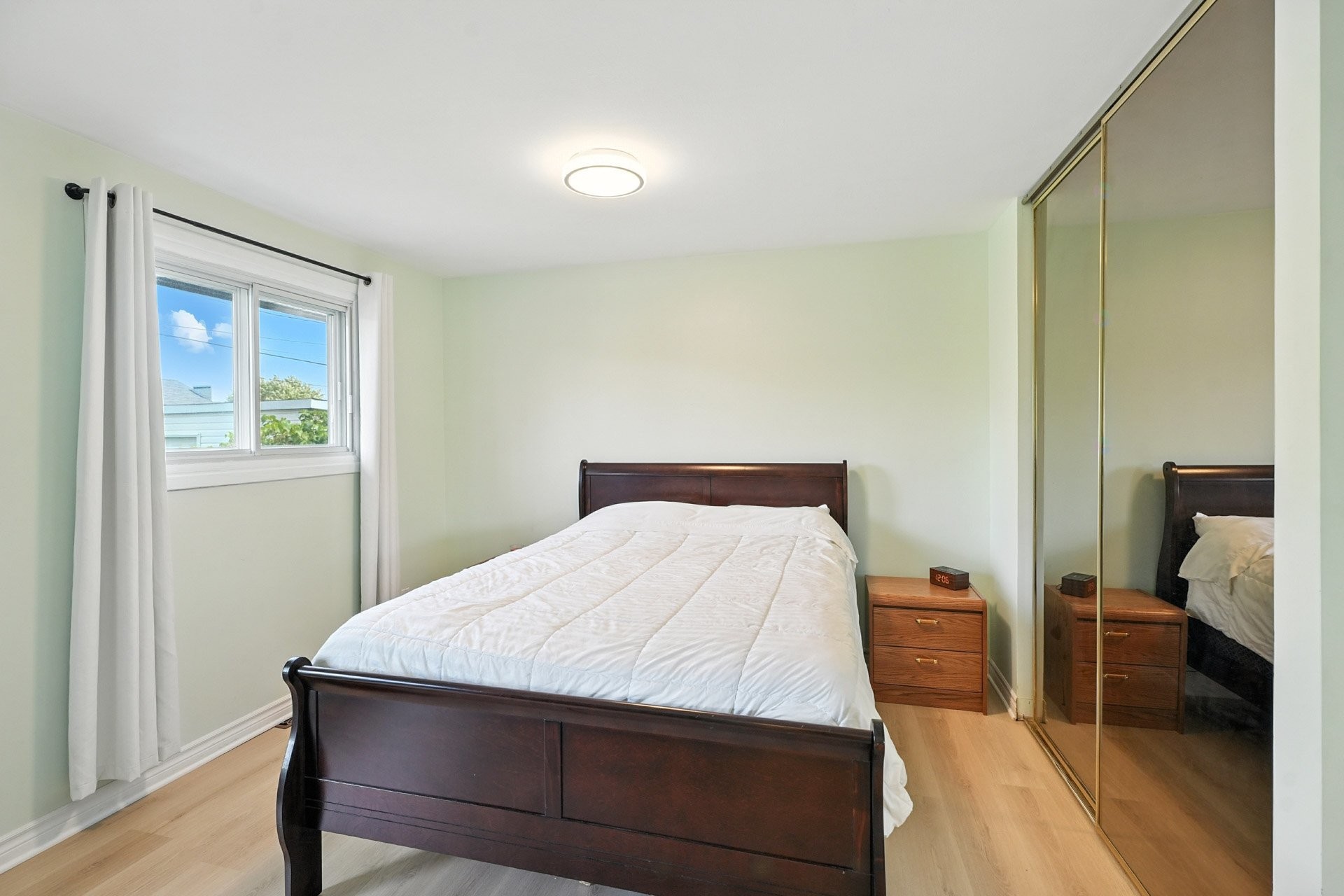 









400


Rue Murphy

,
Gatineau (Gatineau),




QC
J8P2X6

