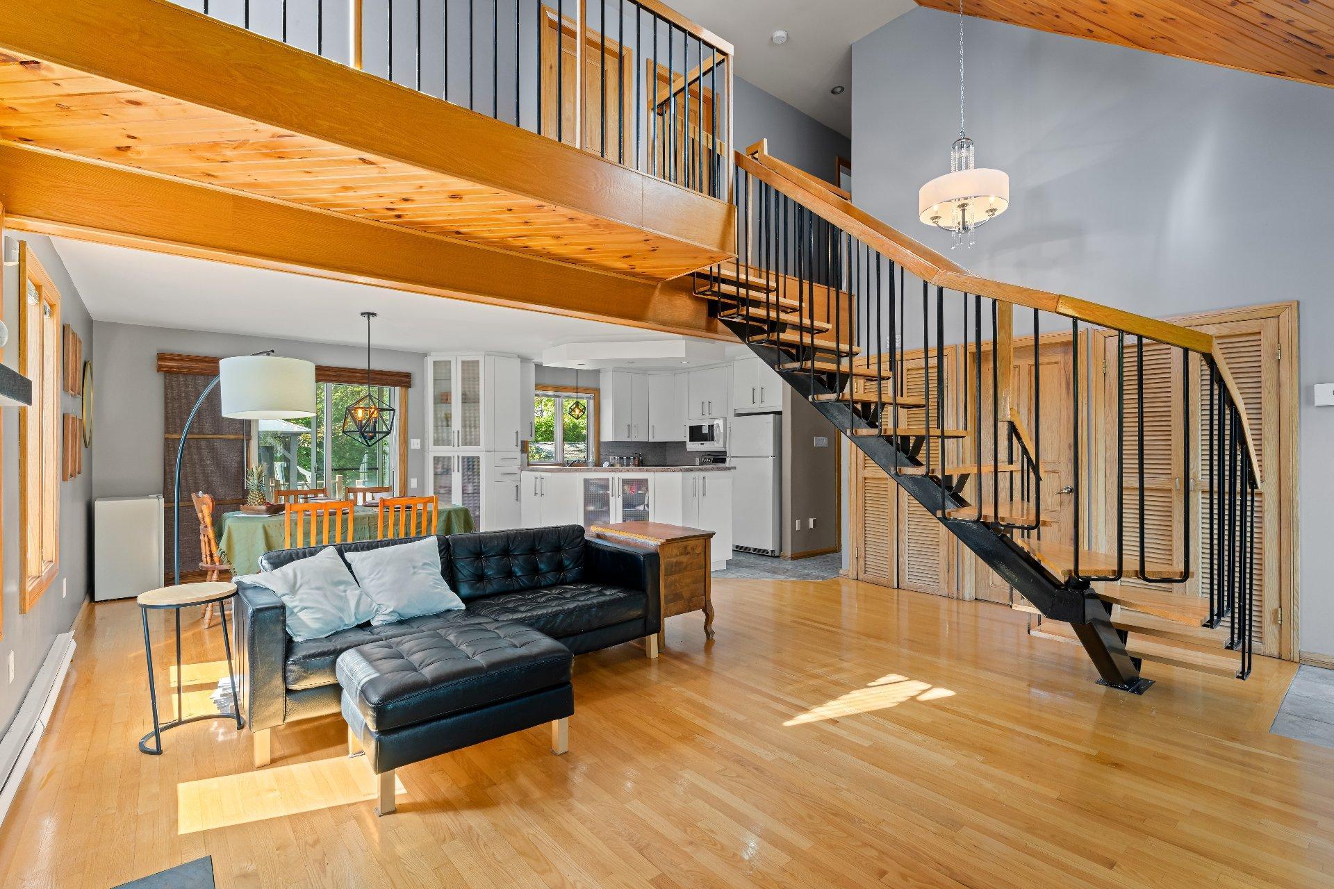 









1335


Rue Maurice-Duplessis

,
Sherbrooke (Les Nations),




QC
J1K2G8

