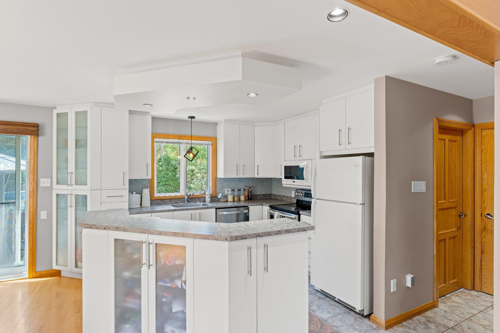 









1335


Rue Maurice-Duplessis

,
Sherbrooke (Les Nations),




QC
J1K2G8

