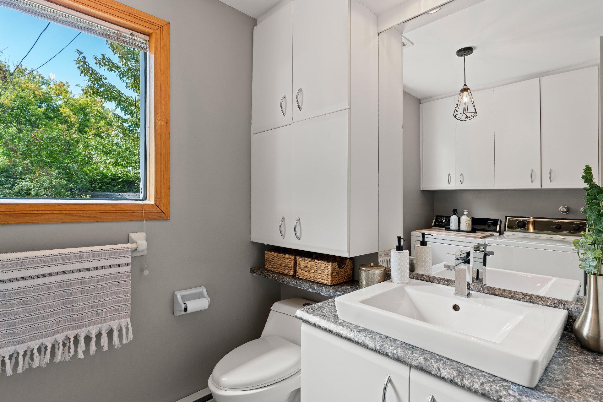 









1335


Rue Maurice-Duplessis

,
Sherbrooke (Les Nations),




QC
J1K2G8


