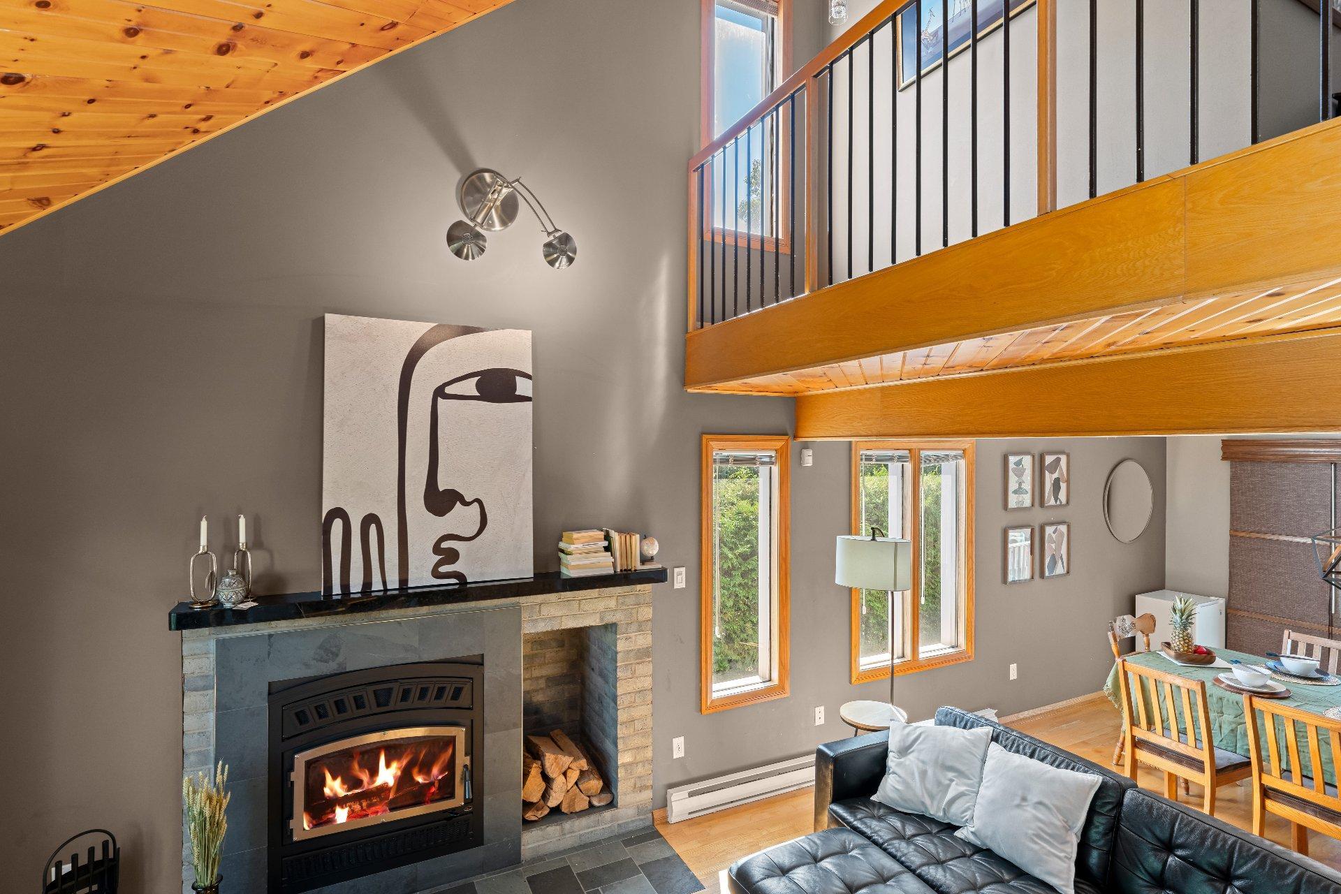 









1335


Rue Maurice-Duplessis

,
Sherbrooke (Les Nations),




QC
J1K2G8

