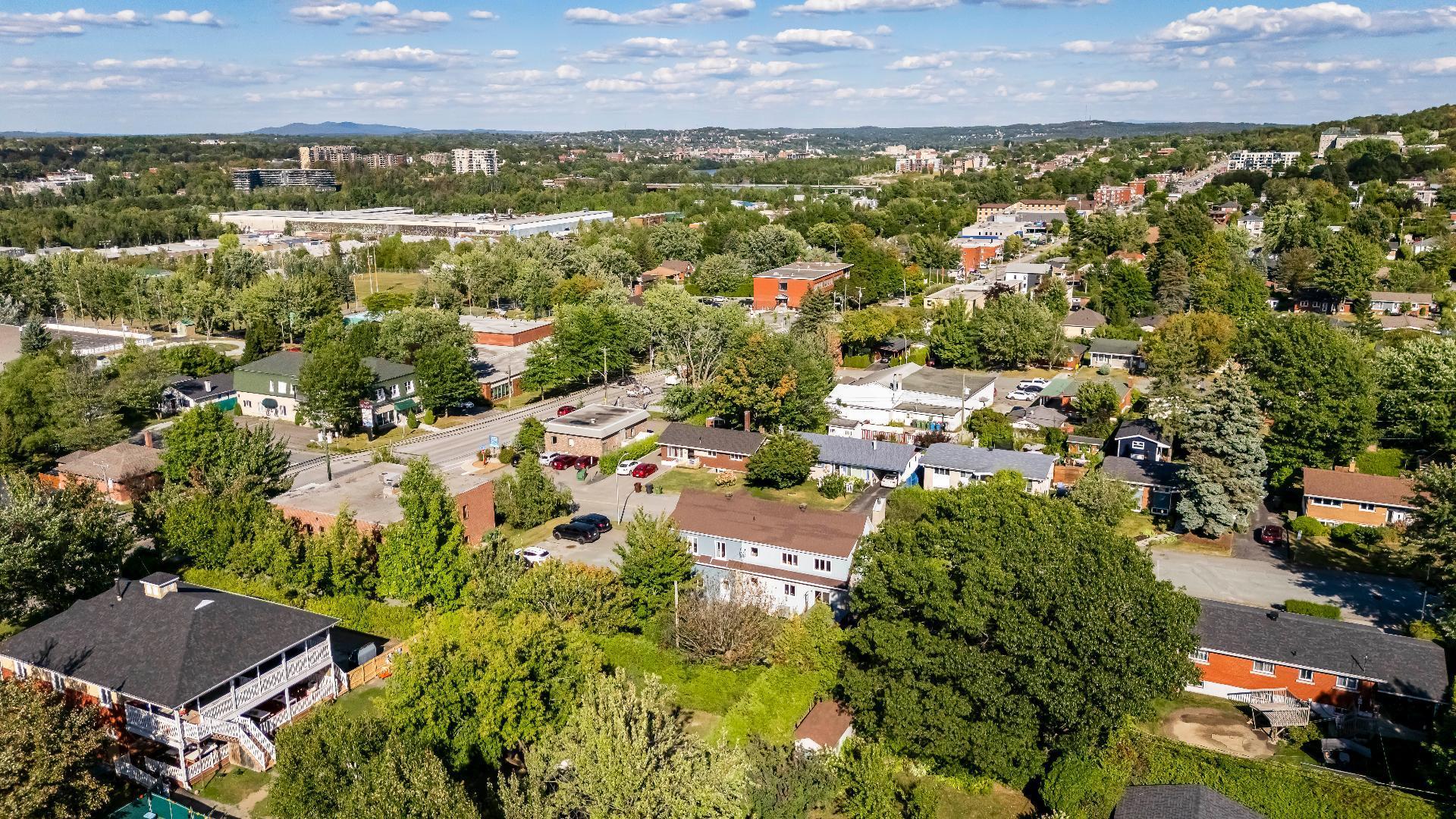 









1335


Rue Maurice-Duplessis

,
Sherbrooke (Les Nations),




QC
J1K2G8

