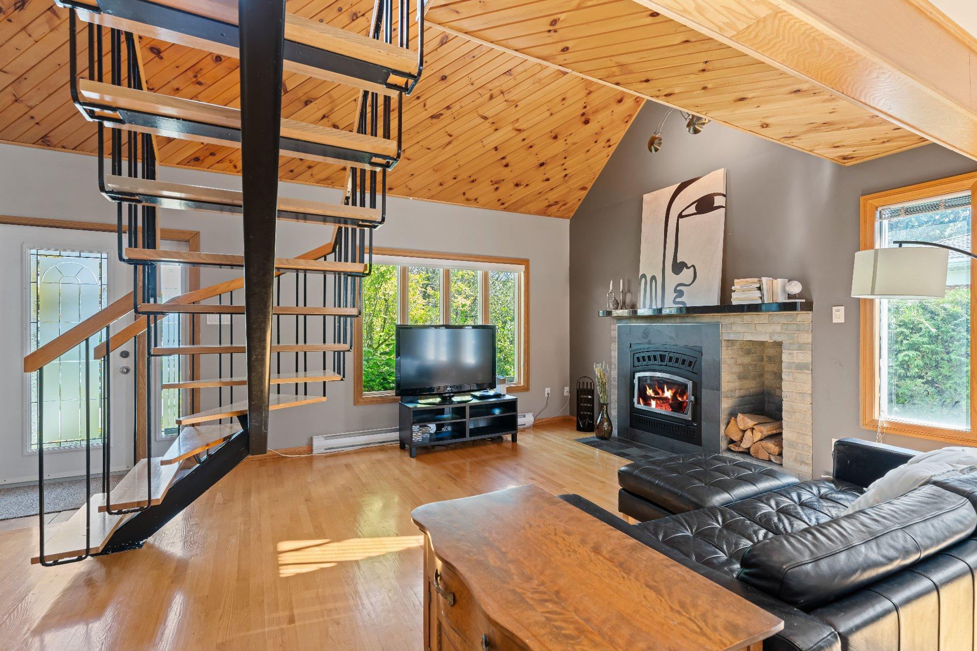 









1335


Rue Maurice-Duplessis

,
Sherbrooke (Les Nations),




QC
J1K2G8


