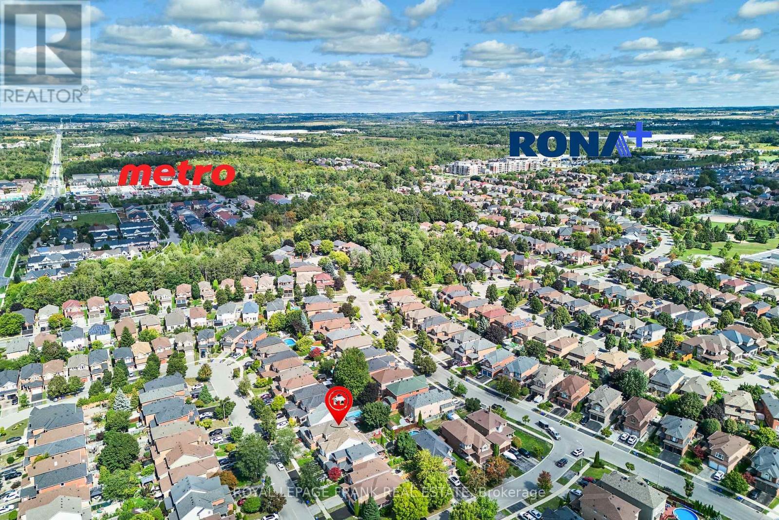 












113 BACH AVENUE

,
Whitby (Rolling Acres),




Ontario
L1R2P8

