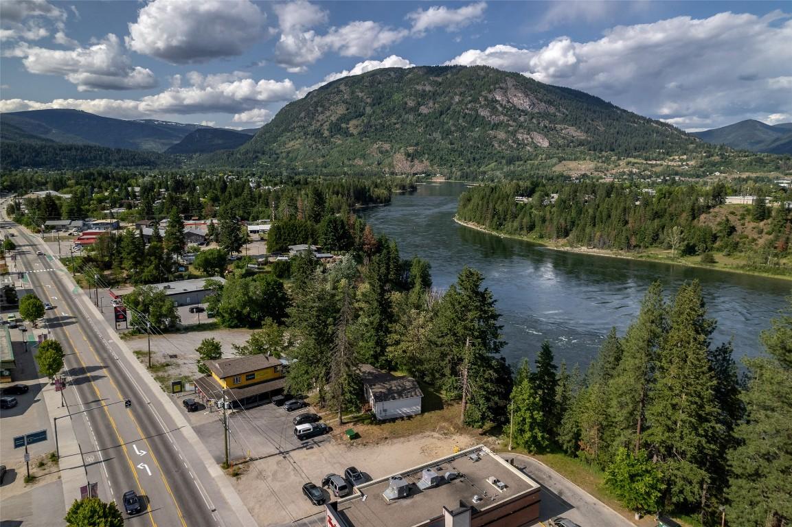 









1451


Columbia

Avenue,
Castlegar,




BC
V1N 1H8

