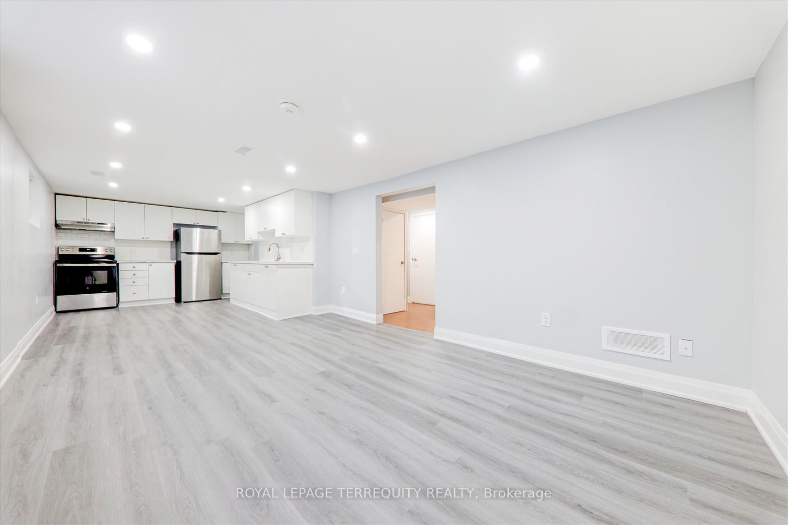 









171


Guelph

Street, Basement,
Oshawa,




ON
L1H 6J1

