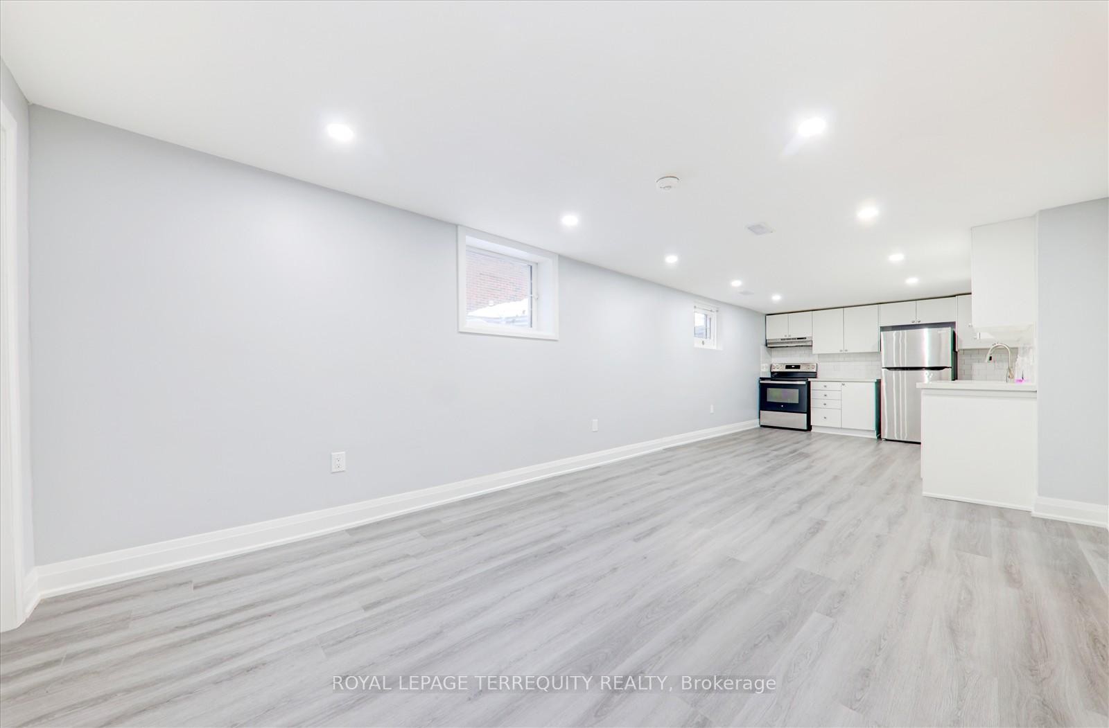 









171


Guelph

Street, Basement,
Oshawa,




ON
L1H 6J1

