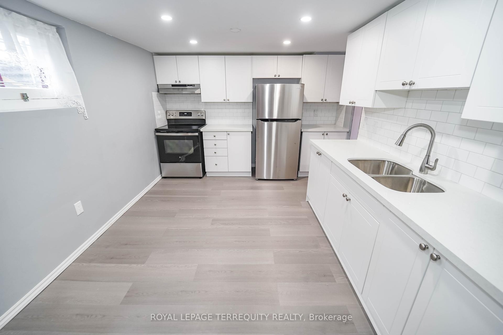 









171


Guelph

Street, Basement,
Oshawa,




ON
L1H 6J1

