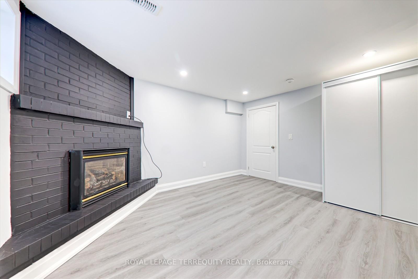 









171


Guelph

Street, Basement,
Oshawa,




ON
L1H 6J1

