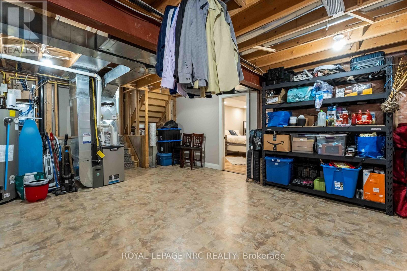 












3680 WEINBRENNER ROAD

,
Niagara Falls (Chippawa),




Ontario
L2G7Y4

