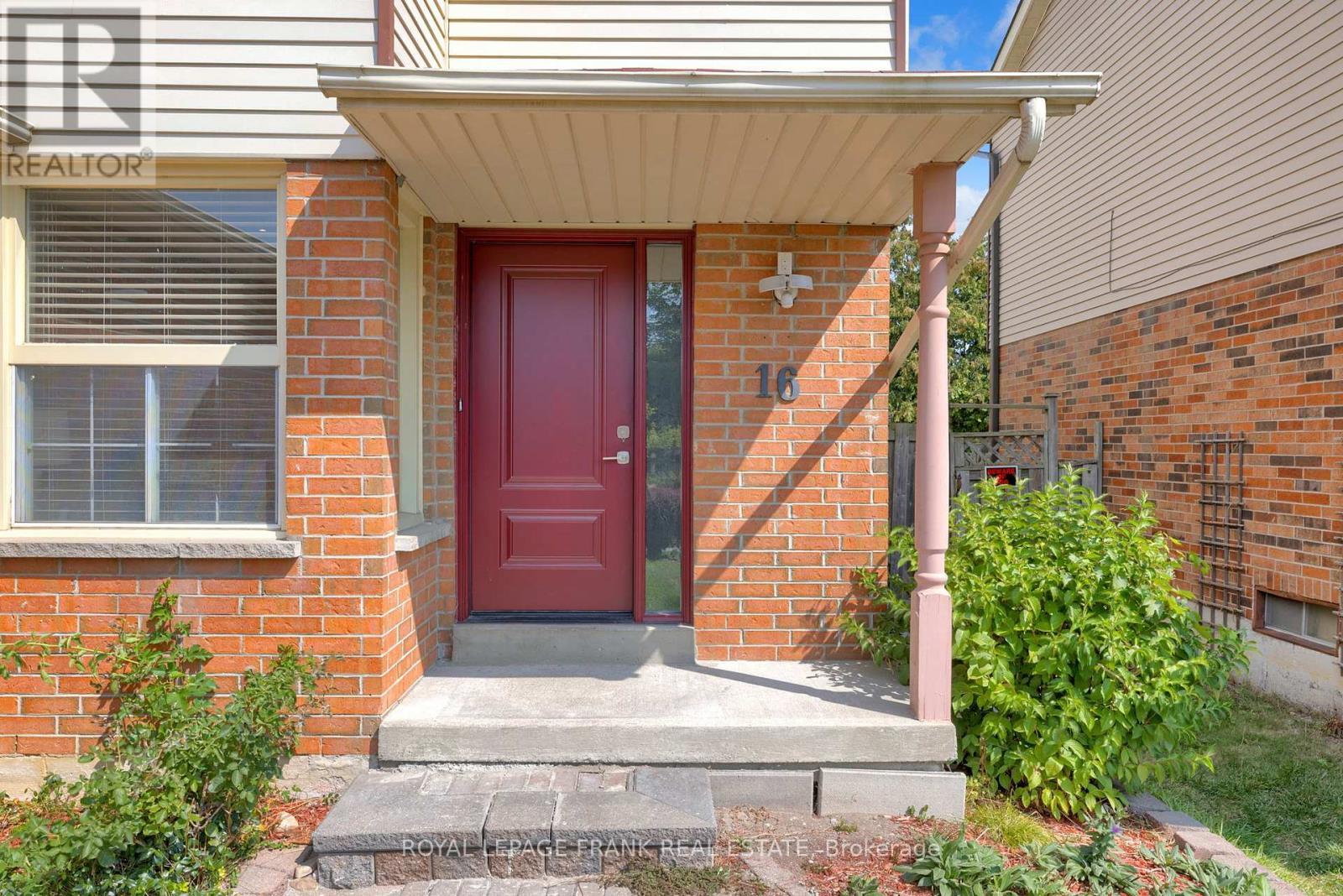 












16 REED DRIVE

,
Ajax (Central),




Ontario
L1S5S3

