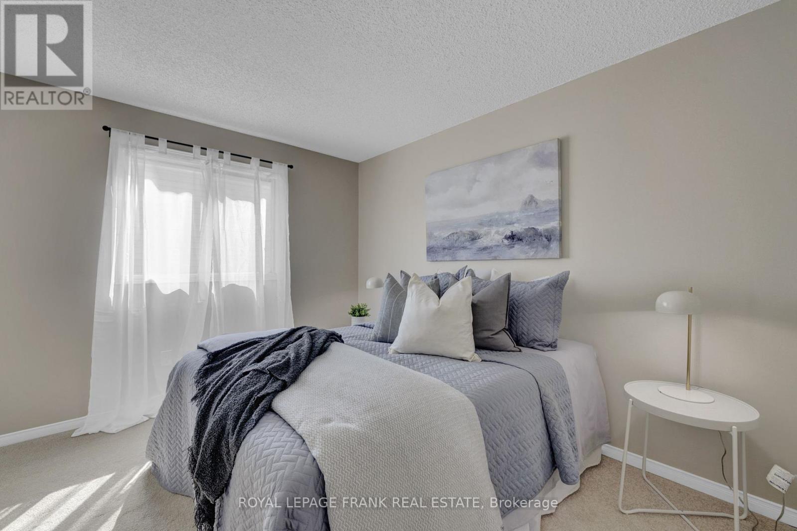 












16 REED DRIVE

,
Ajax (Central),




Ontario
L1S5S3

