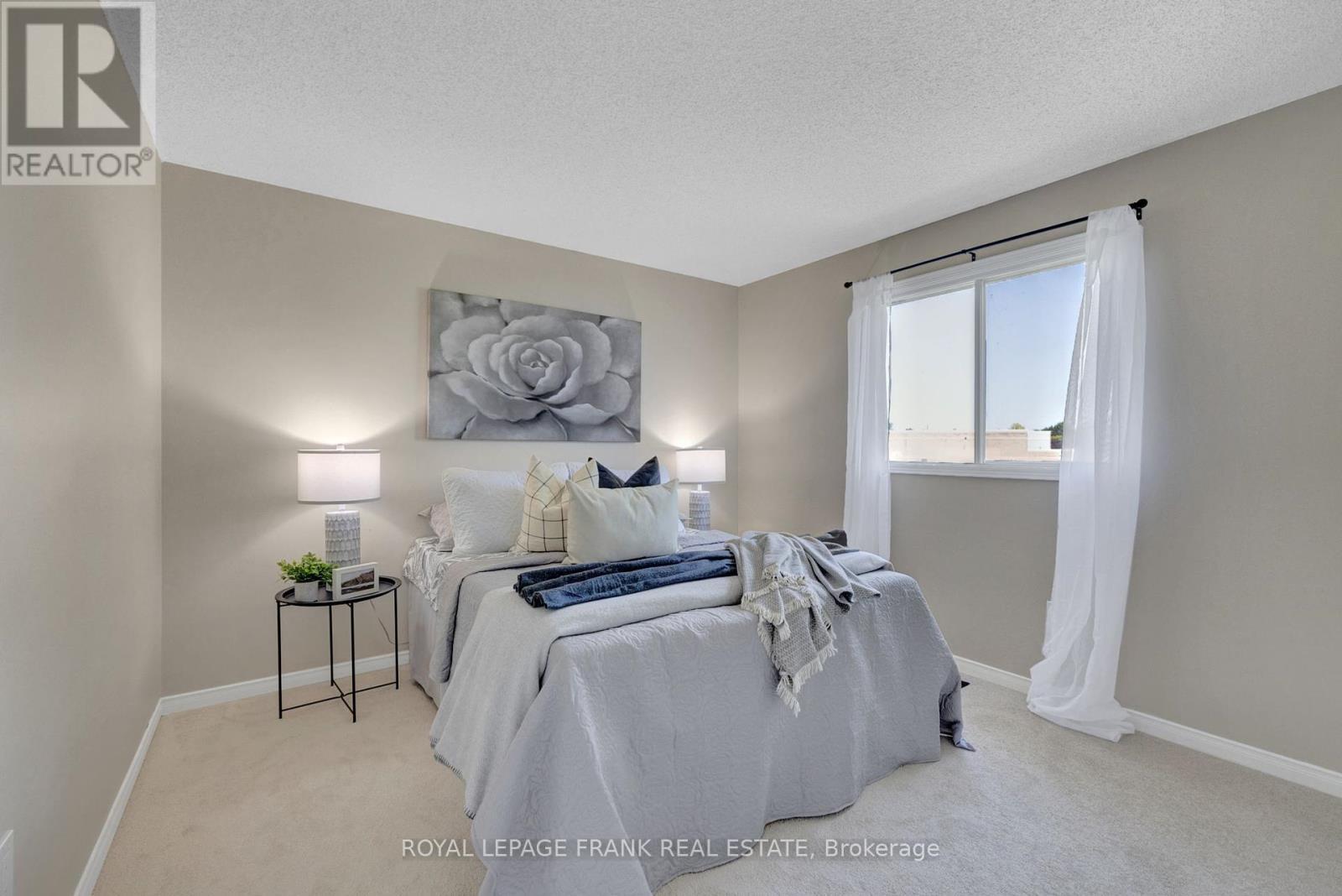 












16 REED DRIVE

,
Ajax (Central),




Ontario
L1S5S3

