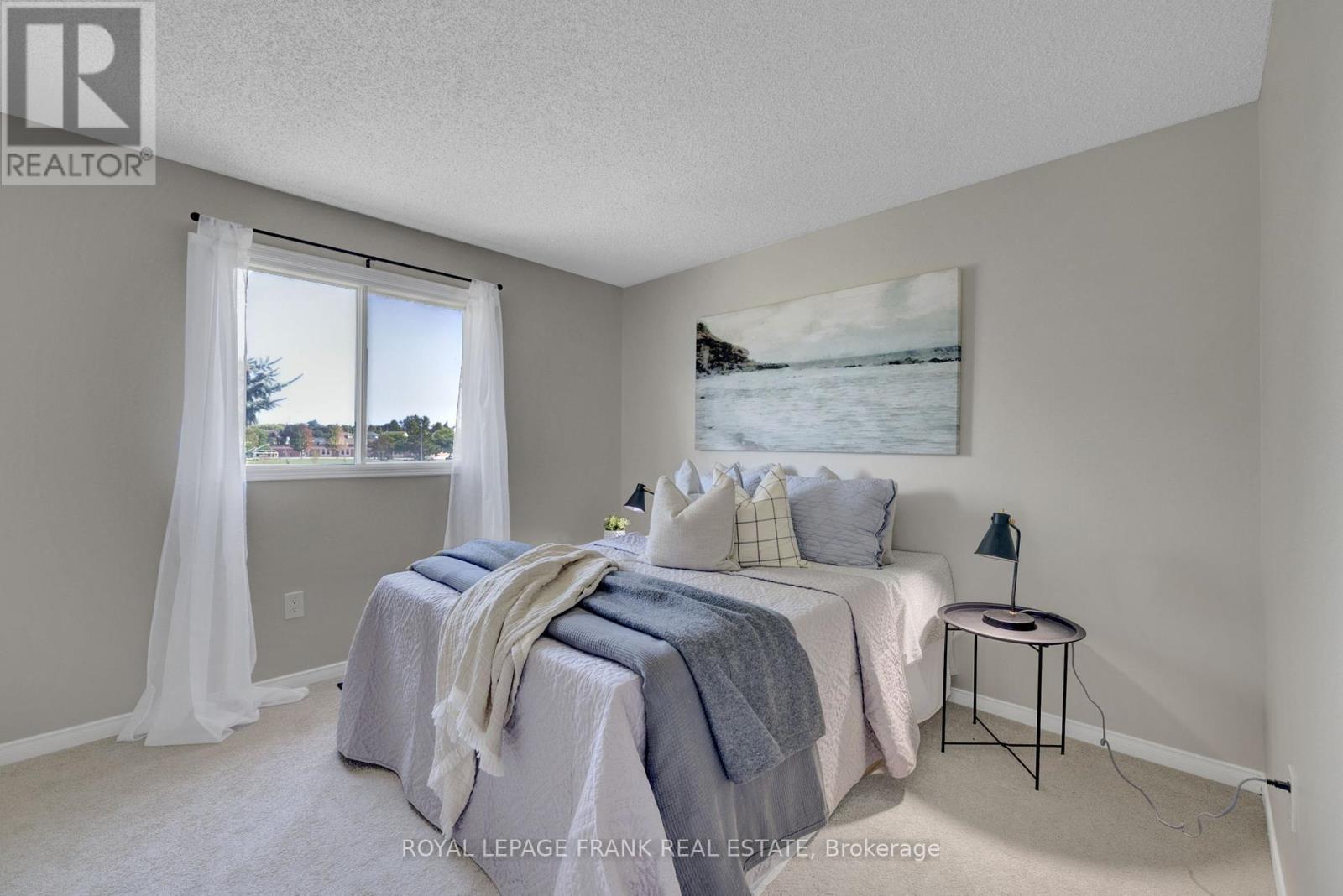 












16 REED DRIVE

,
Ajax (Central),




Ontario
L1S5S3

