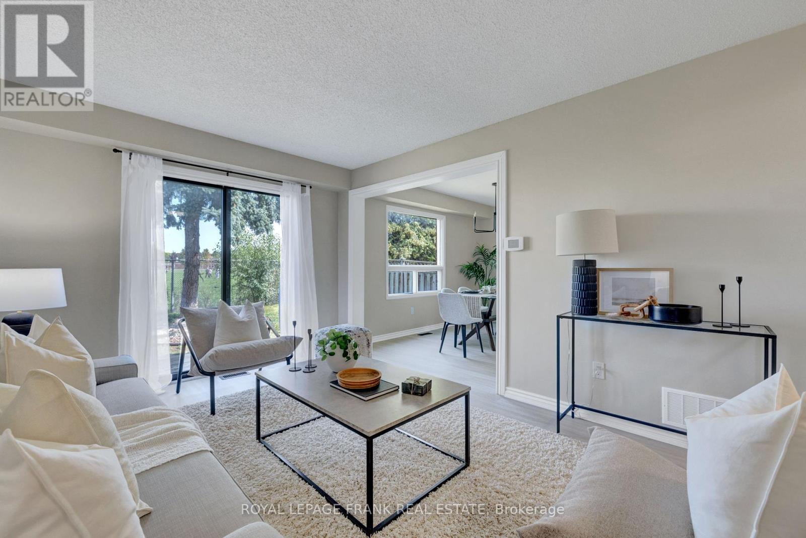 












16 REED DRIVE

,
Ajax (Central),




Ontario
L1S5S3

