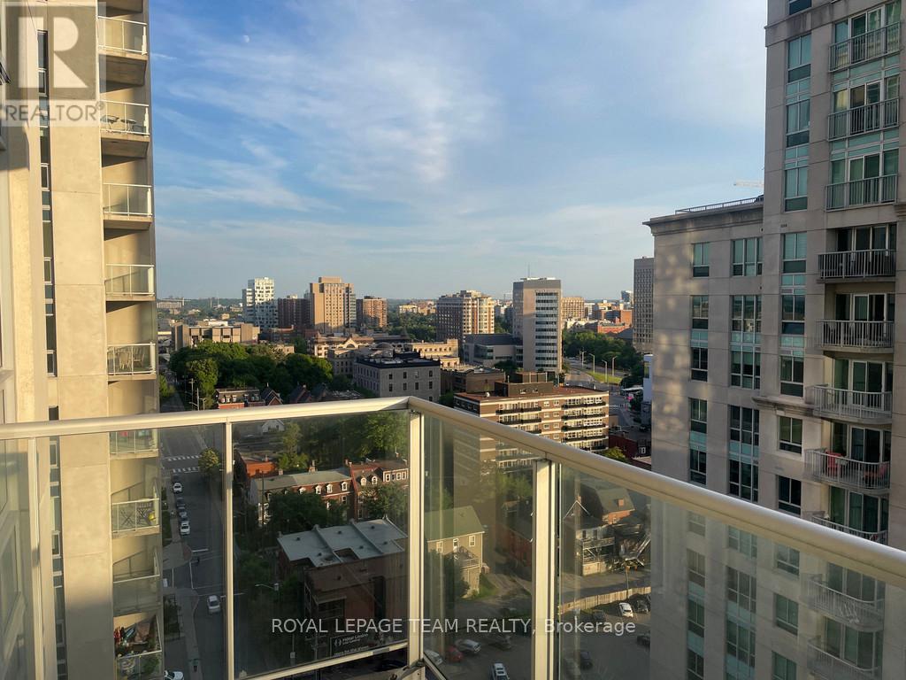 












2009 - 242 RIDEAU STREET

,
Ottawa,




Ontario
K1N0B7

