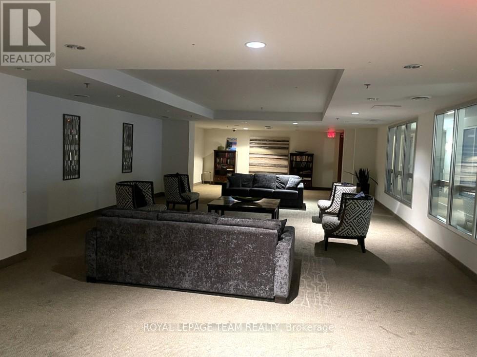












2009 - 242 RIDEAU STREET

,
Ottawa,




Ontario
K1N0B7


