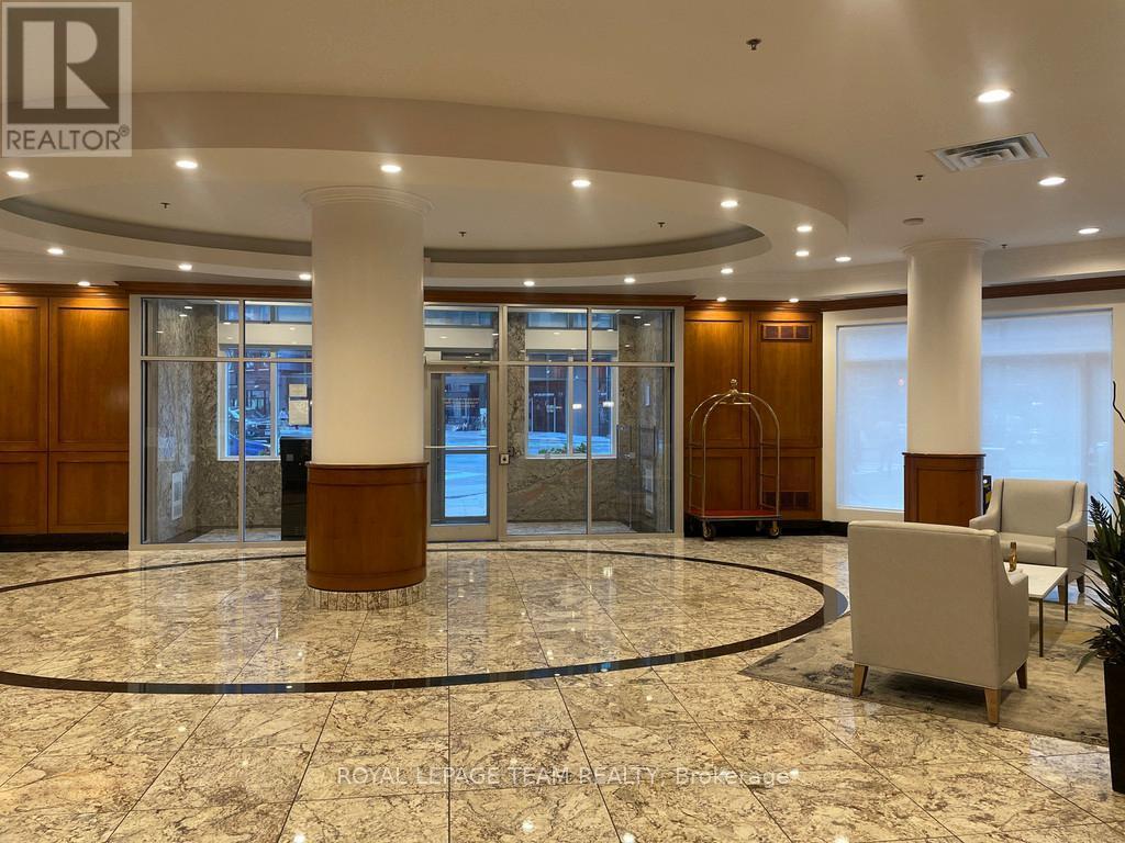 












2009 - 242 RIDEAU STREET

,
Ottawa,




Ontario
K1N0B7

