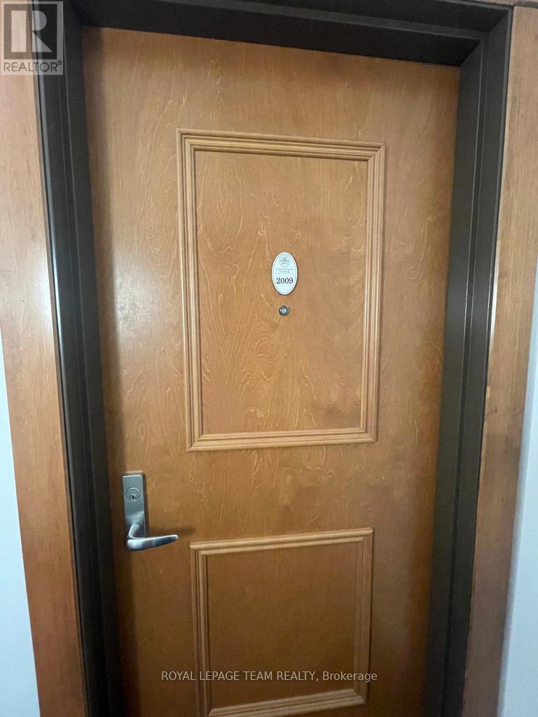 












2009 - 242 RIDEAU STREET

,
Ottawa,




Ontario
K1N0B7

