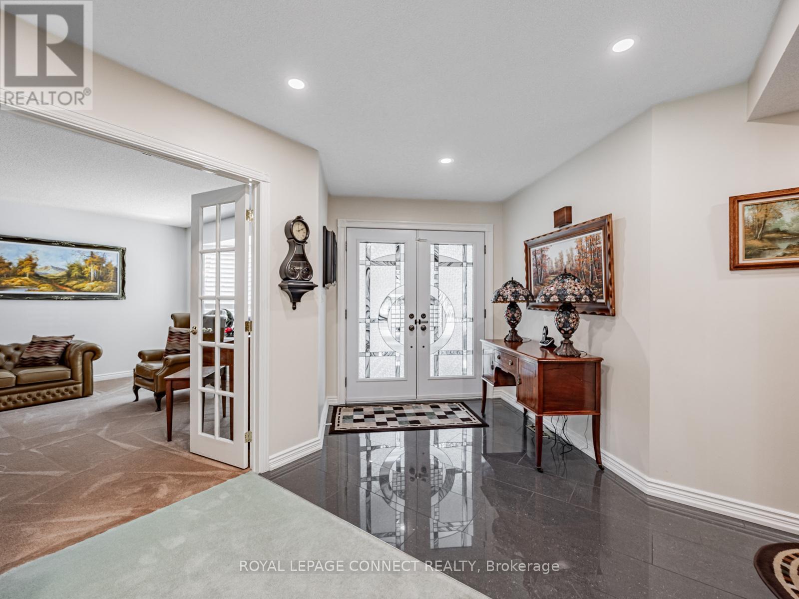 












642 SHEPPARD AVENUE

,
Pickering,




Ontario
L1V1G3

