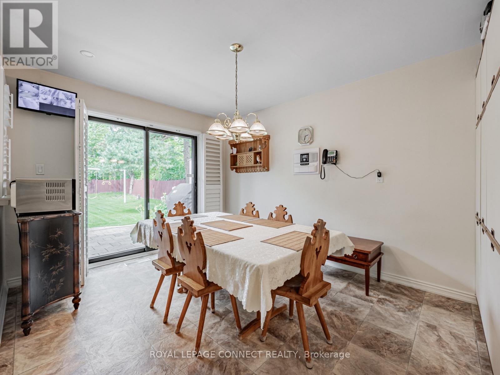 












642 SHEPPARD AVENUE

,
Pickering,




Ontario
L1V1G3

