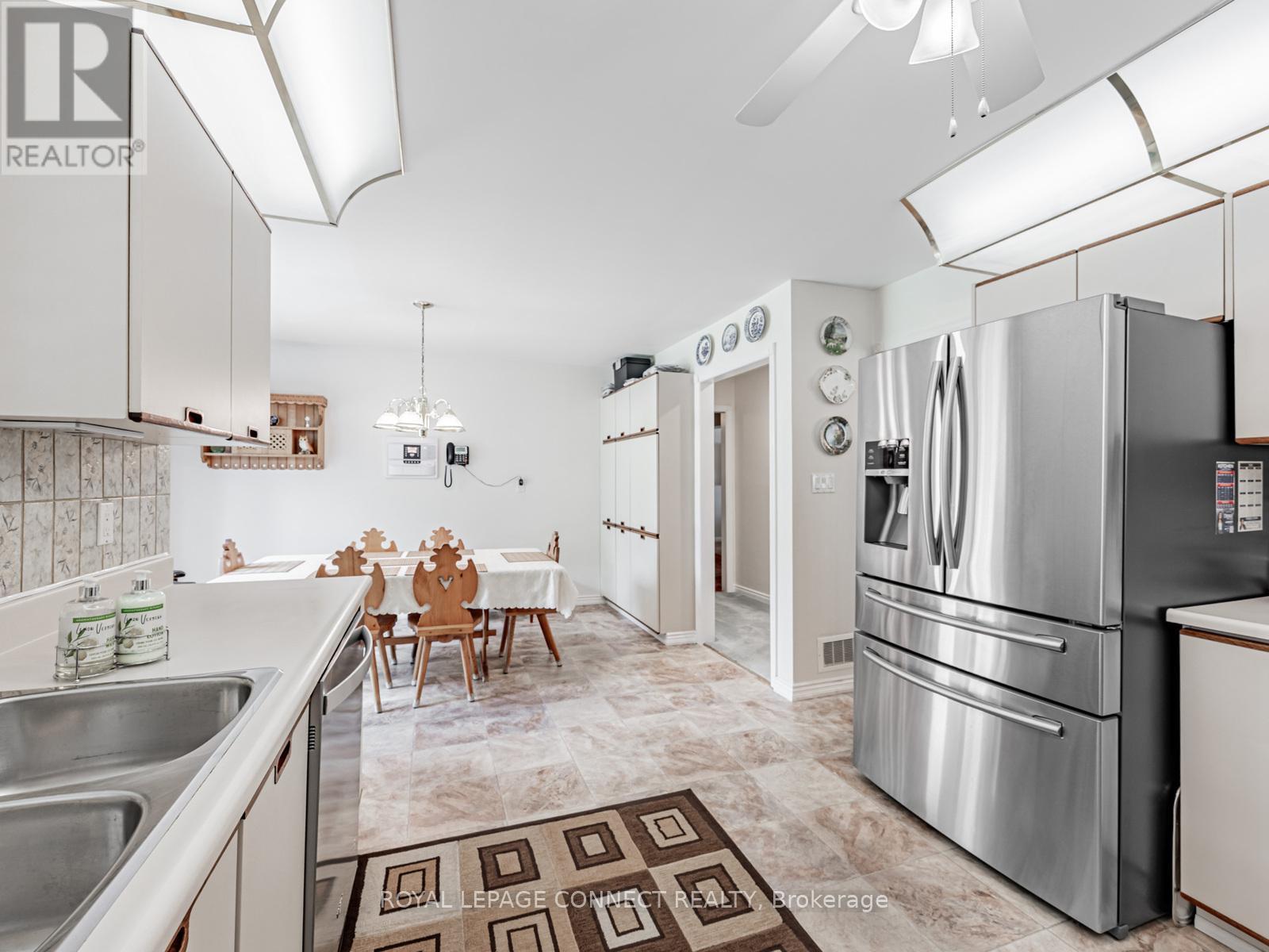 












642 SHEPPARD AVENUE

,
Pickering,




Ontario
L1V1G3

