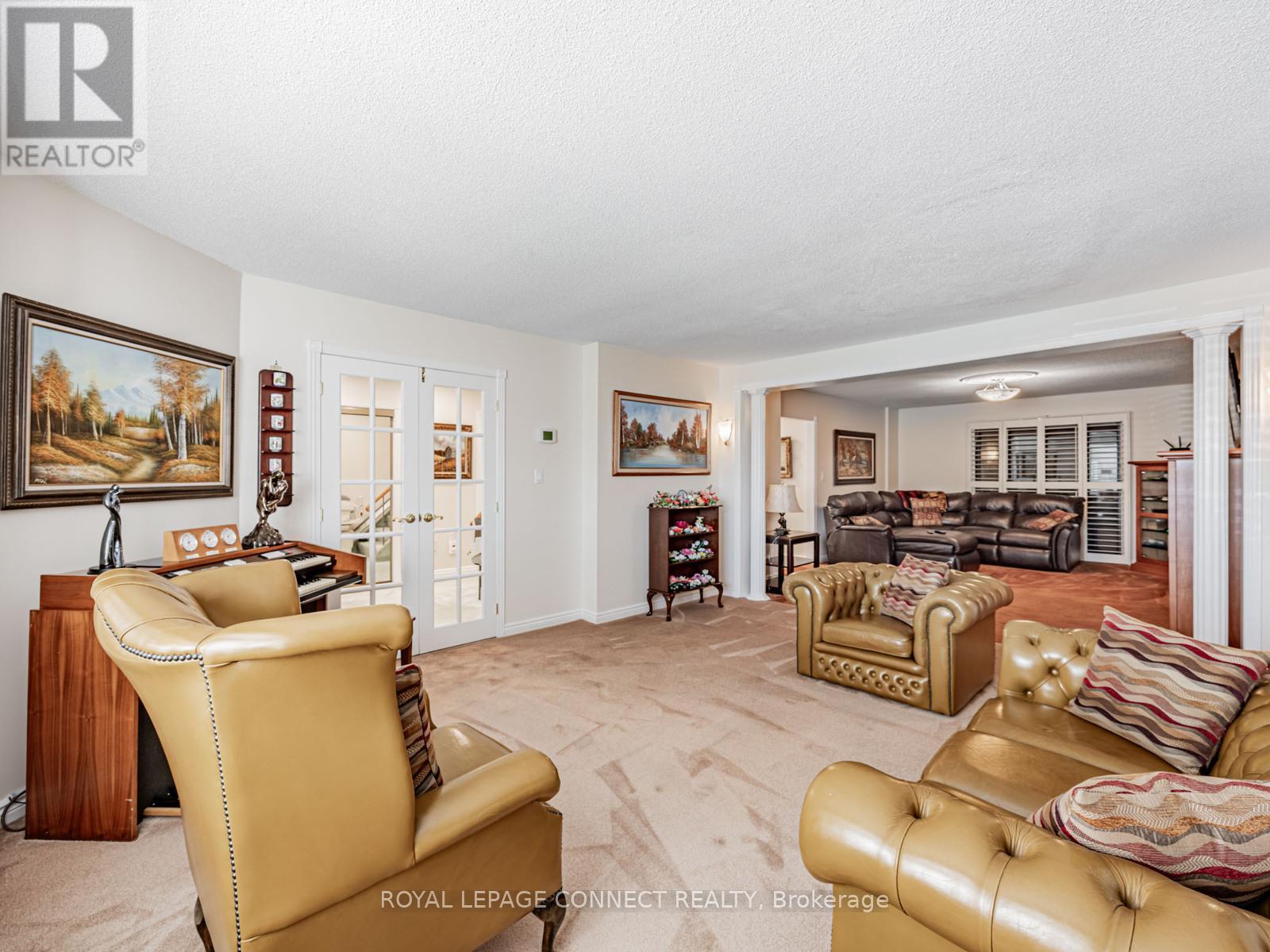 












642 SHEPPARD AVENUE

,
Pickering,




Ontario
L1V1G3

