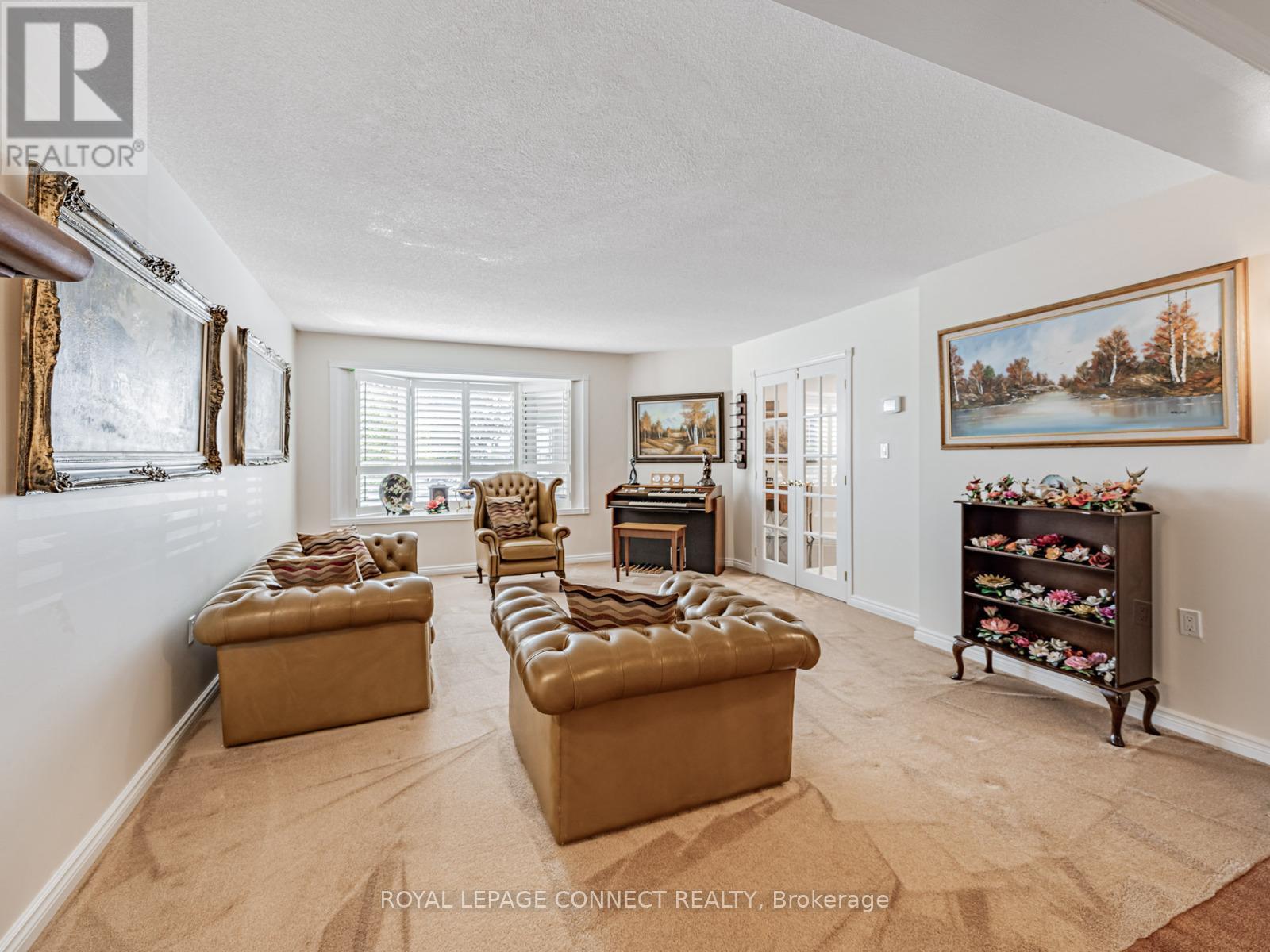 












642 SHEPPARD AVENUE

,
Pickering,




Ontario
L1V1G3

