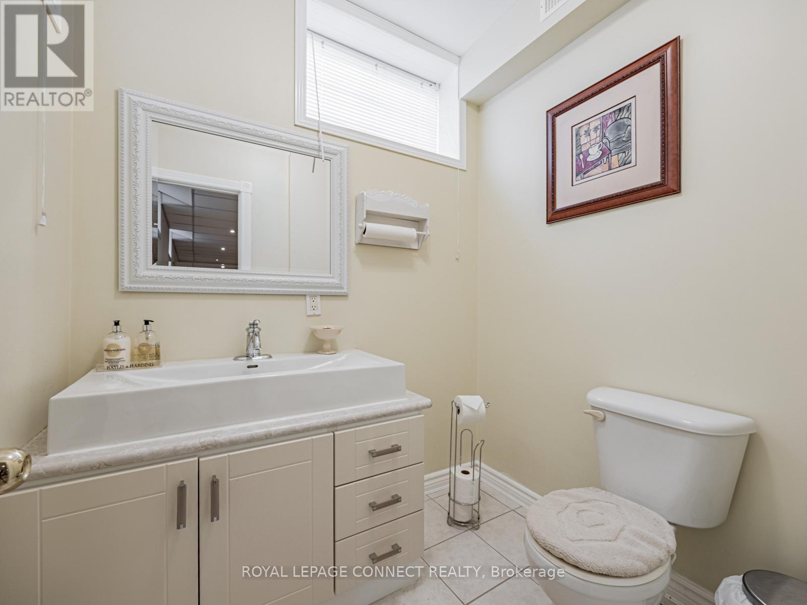 












642 SHEPPARD AVENUE

,
Pickering,




Ontario
L1V1G3

