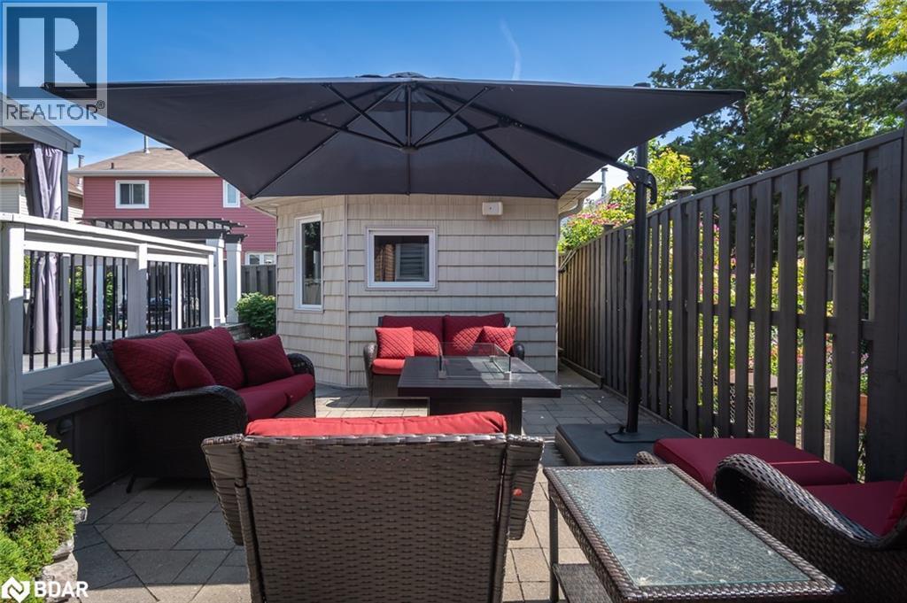 












5971 GROSSBEAK Drive

,
Mississauga,




Ontario
L5N6B3

