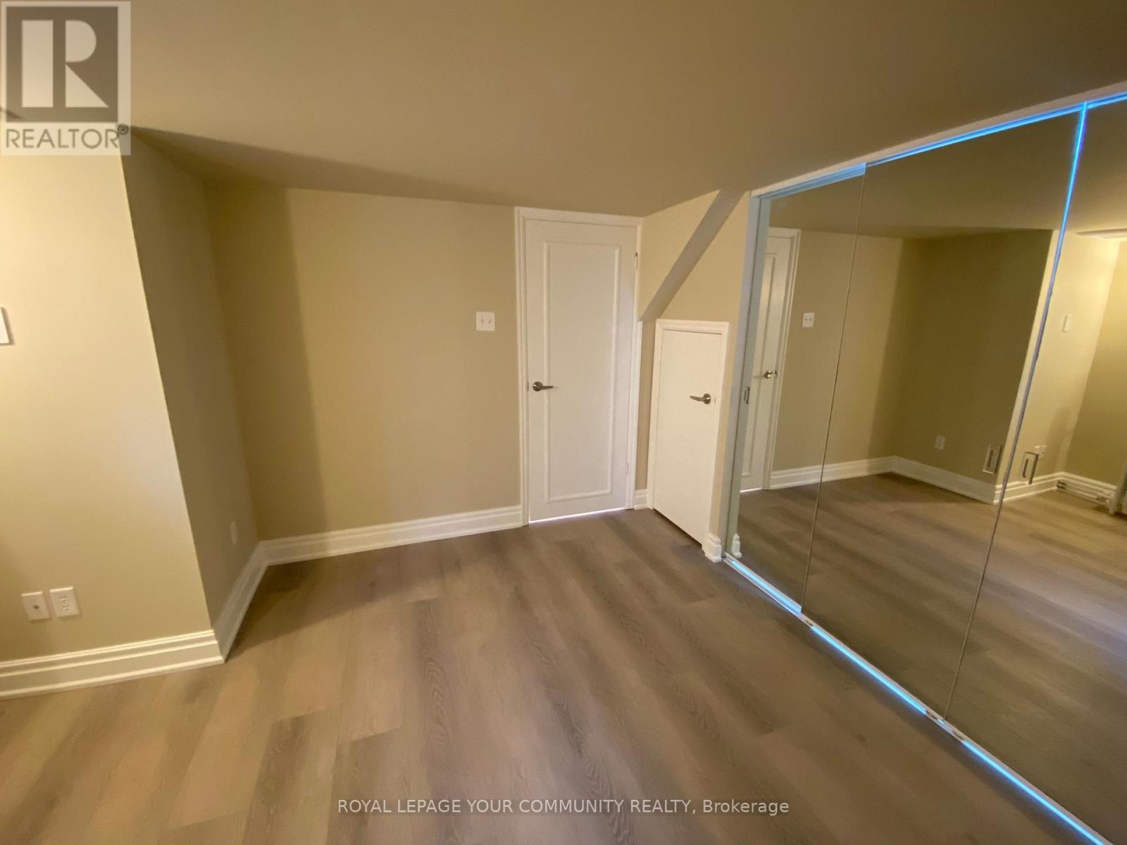 












LOWER - 2 ROUGECREST DRIVE

,
Markham,




Ontario
L3P3B6

