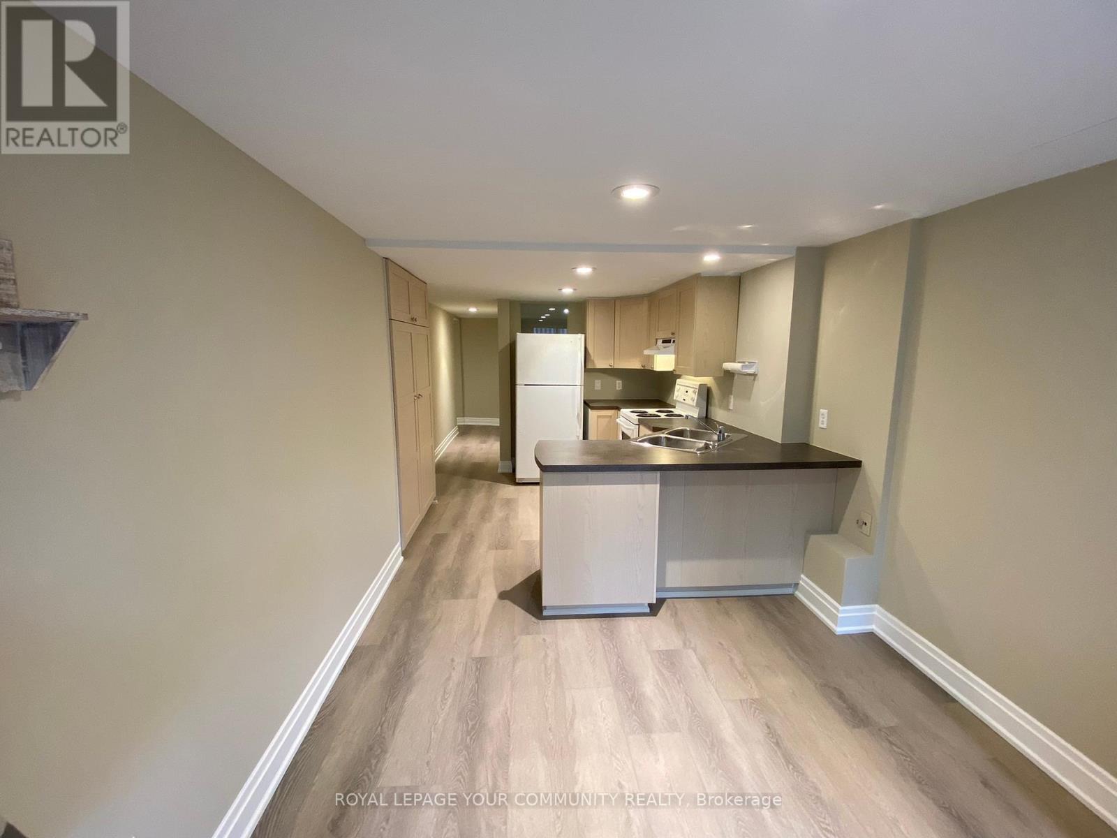 












LOWER - 2 ROUGECREST DRIVE

,
Markham,




Ontario
L3P3B6

