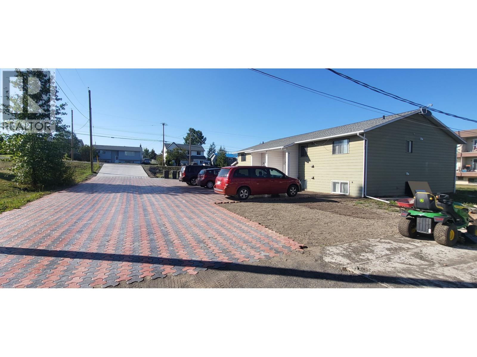 












435 5TH AVENUE

,
Burns Lake,




British Columbia
V0J1E0

