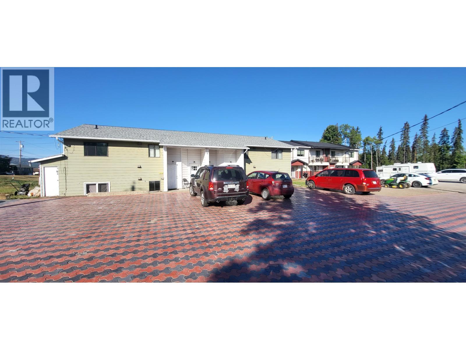 












435 5TH AVENUE

,
Burns Lake,




British Columbia
V0J1E0

