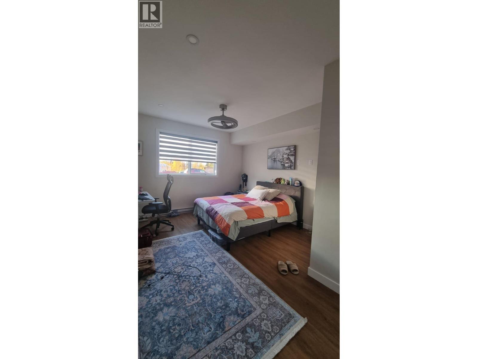 












435 5TH AVENUE

,
Burns Lake,




British Columbia
V0J1E0

