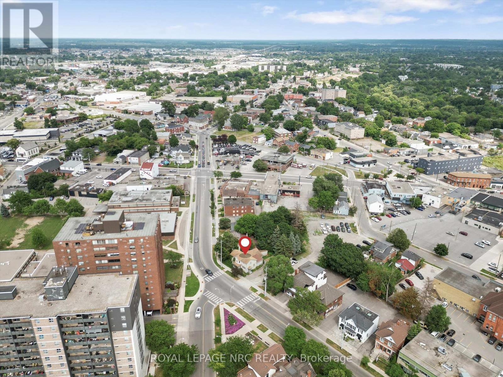 












228 KING STREET

,
St. Catharines (Downtown),




Ontario
L2R3J9

