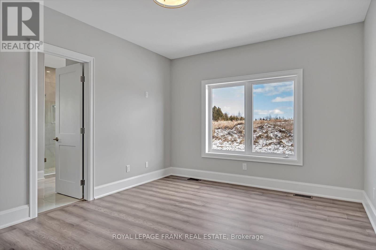 












7 NIPIGON STREET

,
Kawartha Lakes (Verulam),




Ontario
K0M1N0


