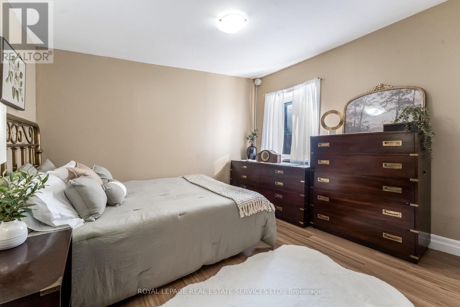 












150 STANLEY AVENUE

,
Toronto,




Ontario
M8V1N9

