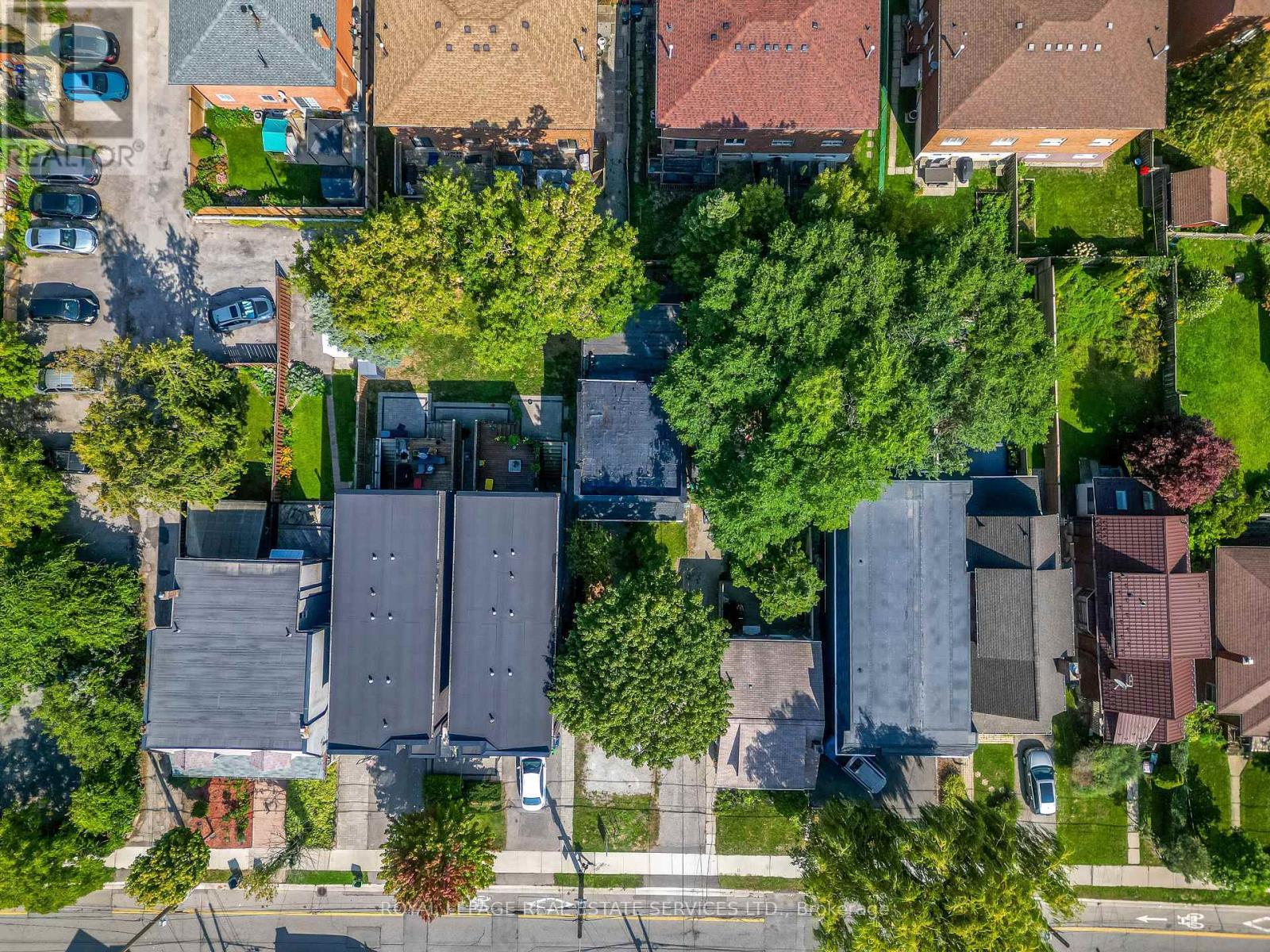 












150 STANLEY AVENUE

,
Toronto,




Ontario
M8V1N9

