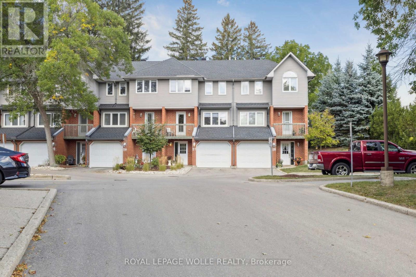 












27 - 89 WOOLWICH STREET

,
Waterloo,




Ontario
N2K1S5

