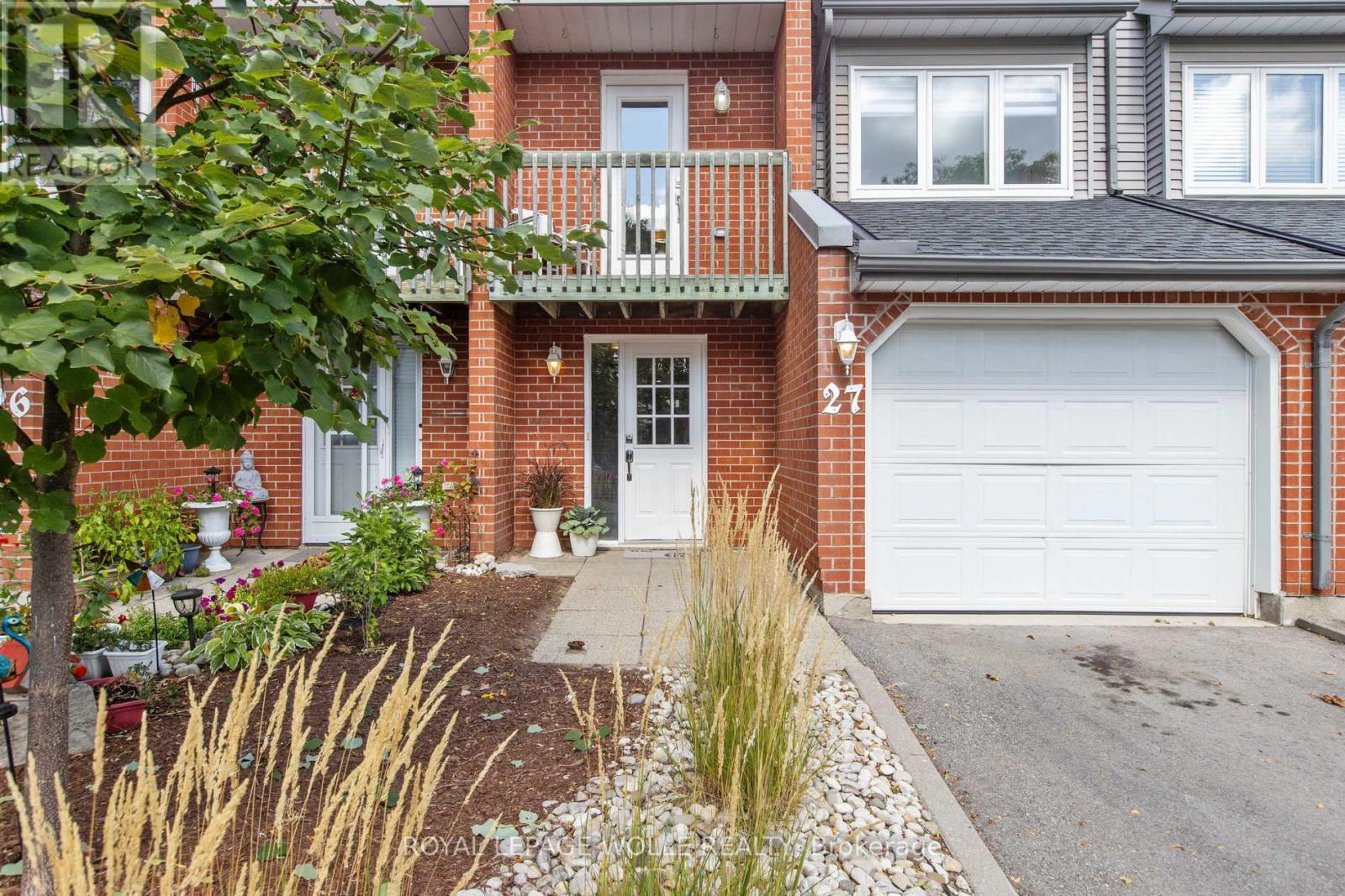 












27 - 89 WOOLWICH STREET

,
Waterloo,




Ontario
N2K1S5


