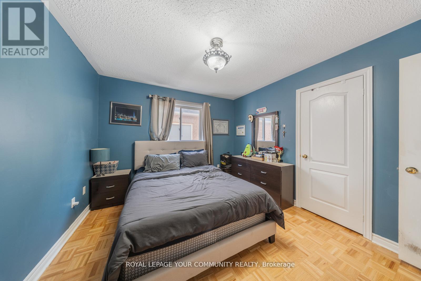 












68 GOYO GATE

,
Vaughan,




Ontario
L6A3T3

