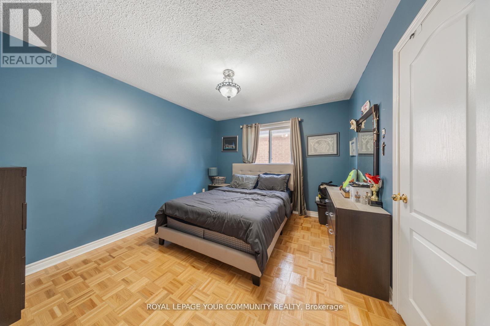 












68 GOYO GATE

,
Vaughan,




Ontario
L6A3T3

