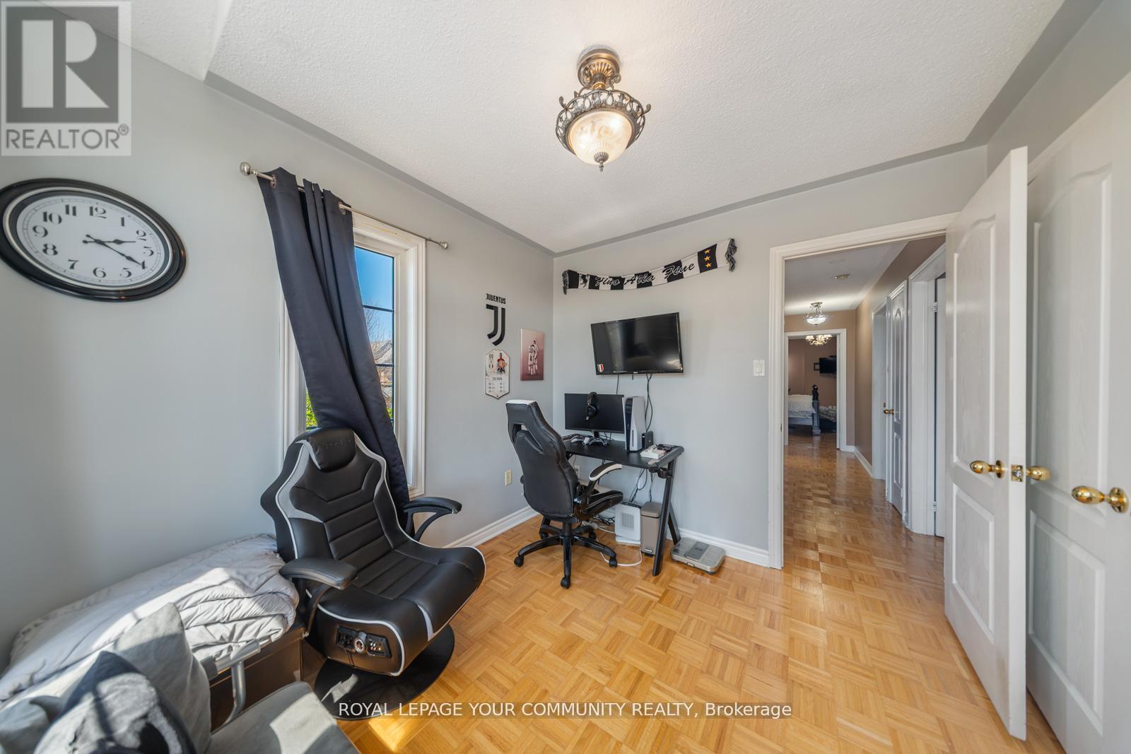 












68 GOYO GATE

,
Vaughan,




Ontario
L6A3T3

